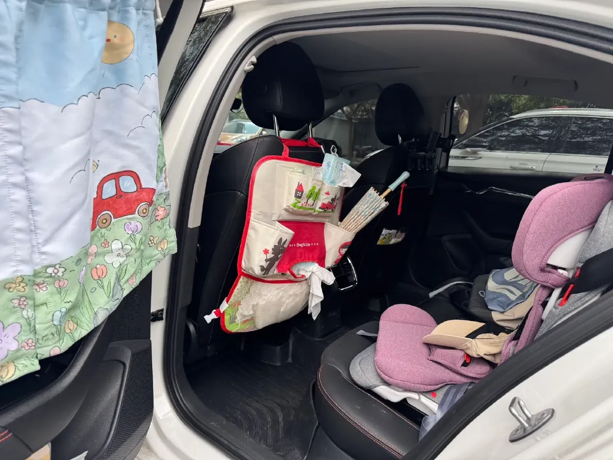 2021 Skoda Octavia 1.4T 150HP L4 7DCT,autocango,china used car exporter,china ev exporter,chinese used car exporter,chinese used ev exporter