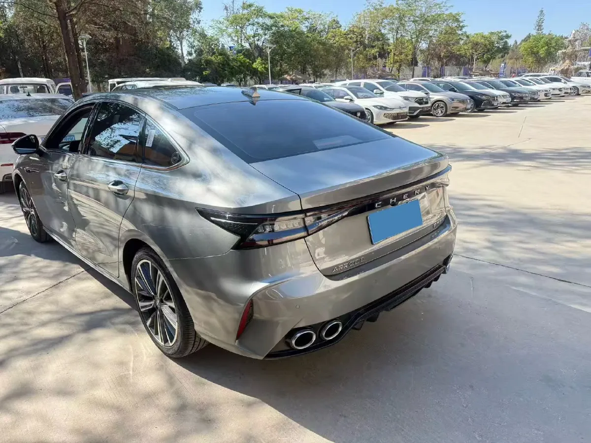 2025 Chery Arrizo 8 1.6T 197HP L4 7DCT,autocango,china used car exporter,china ev exporter,chinese used car exporter,chinese used ev exporter