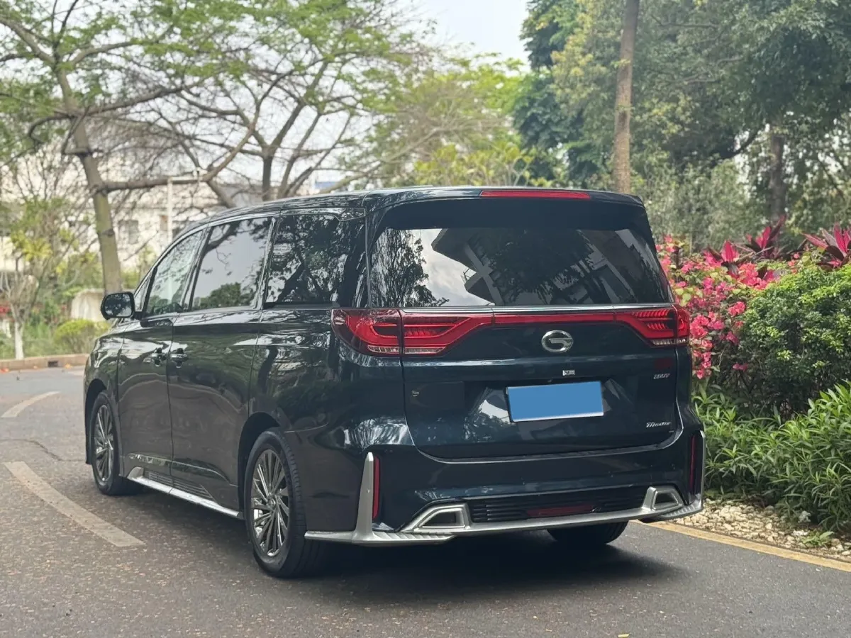 2021 GAC Trumpchi M8 2.0T 252HP L4 8AT,autocango,china used car exporter,china ev exporter,chinese used car exporter,chinese used ev exporter