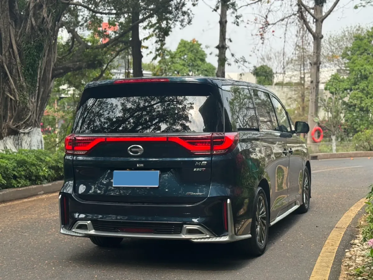 2021 GAC Trumpchi M8 2.0T 252HP L4 8AT,autocango,china used car exporter,china ev exporter,chinese used car exporter,chinese used ev exporter