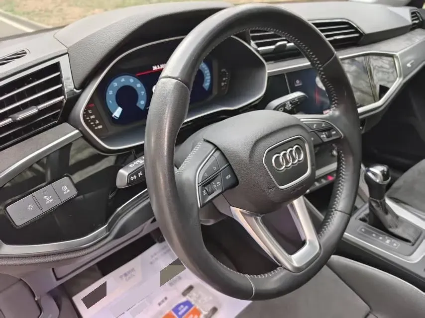 2022 Audi Q3 1.4T 150HP L4 7DCT,autocango,china used car exporter,china ev exporter,chinese used car exporter,chinese used ev exporter