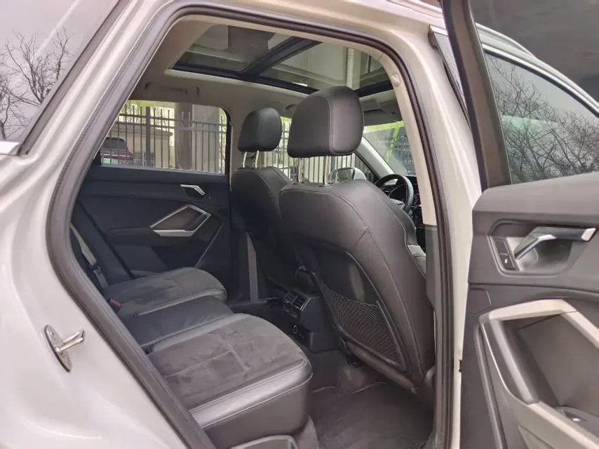 2022 Audi Q3 1.4T 150HP L4 7DCT,autocango,china used car exporter,china ev exporter,chinese used car exporter,chinese used ev exporter