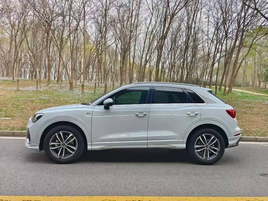 2022 Audi Q3 1.4T 150HP L4 7DCT,autocango,china used car exporter,china ev exporter,chinese used car exporter,chinese used ev exporter
