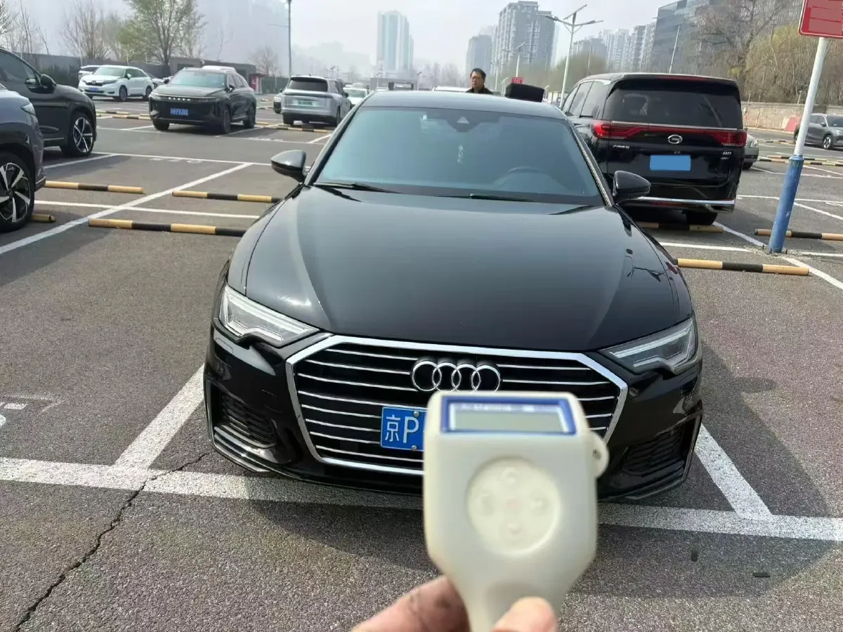 2021 Audi A6L 2.0T 224HP L4 7DCT,autocango,china used car exporter,china ev exporter,chinese used car exporter,chinese used ev exporter