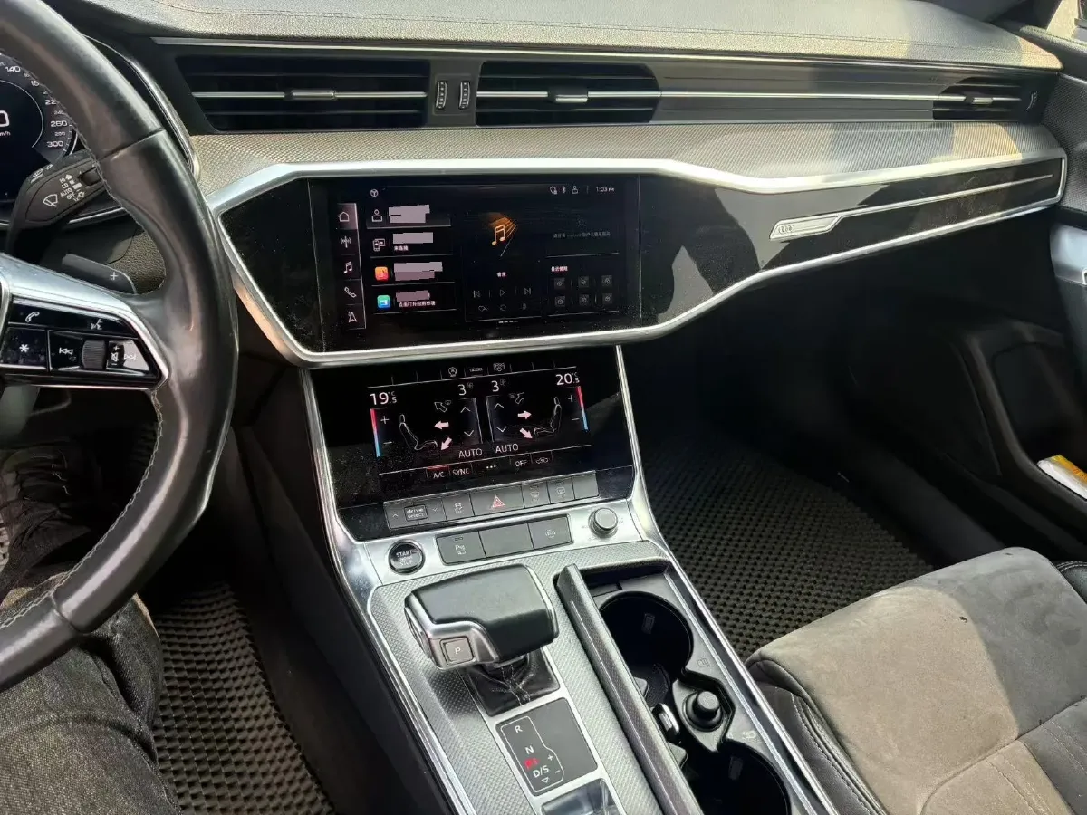 2021 Audi A6L 2.0T 224HP L4 7DCT,autocango,china used car exporter,china ev exporter,chinese used car exporter,chinese used ev exporter