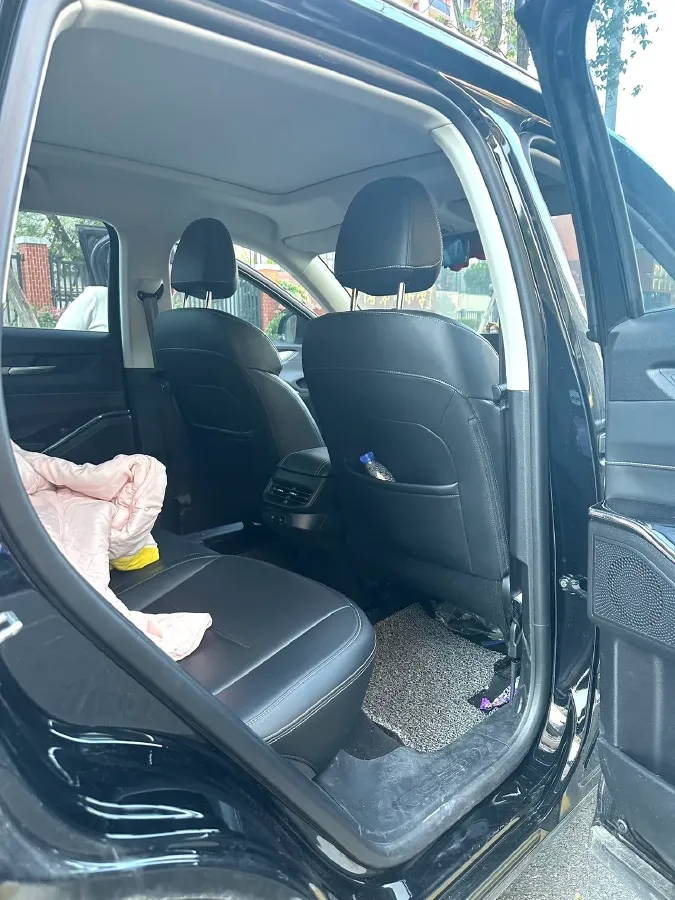 2021 Haval H6 2.0T 211HP L4 7DCT,autocango,china used car exporter,china ev exporter,chinese used car exporter,chinese used ev exporter