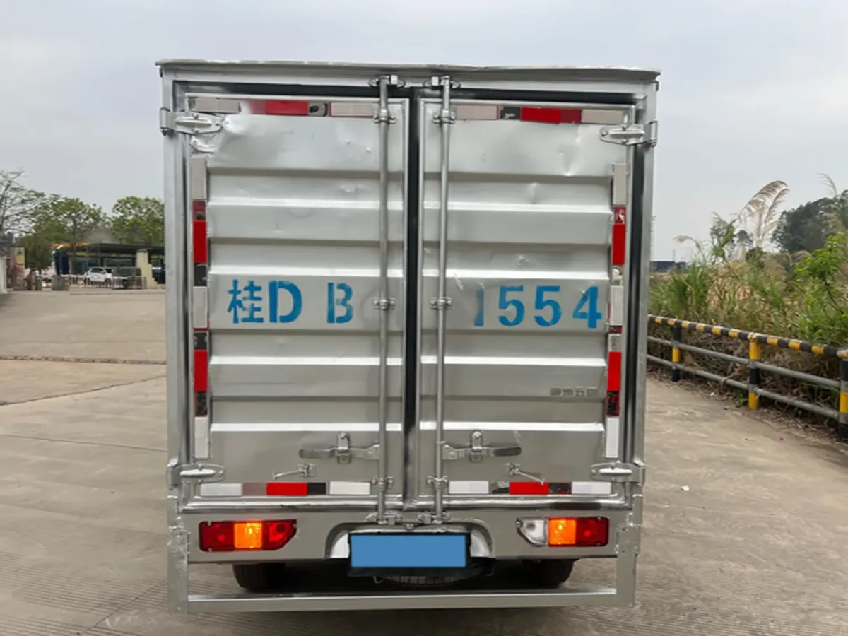 2019 WuLing RongGuang New Truck 1.5L 107HP L4 5MT,autocango,china used car exporter,china ev exporter,chinese used car exporter,chinese used ev exporter