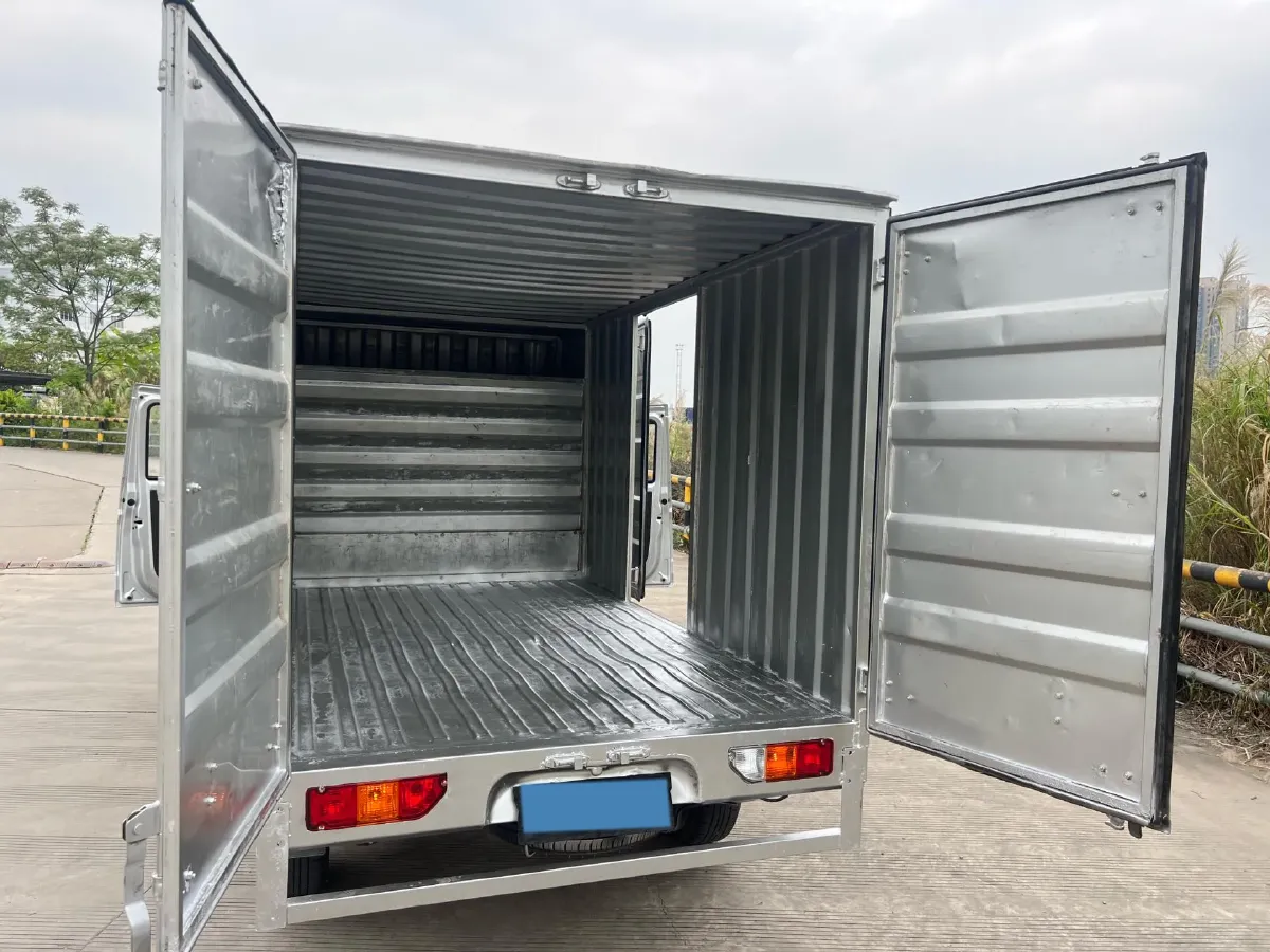 2019 WuLing RongGuang New Truck 1.5L 107HP L4 5MT,autocango,china used car exporter,china ev exporter,chinese used car exporter,chinese used ev exporter