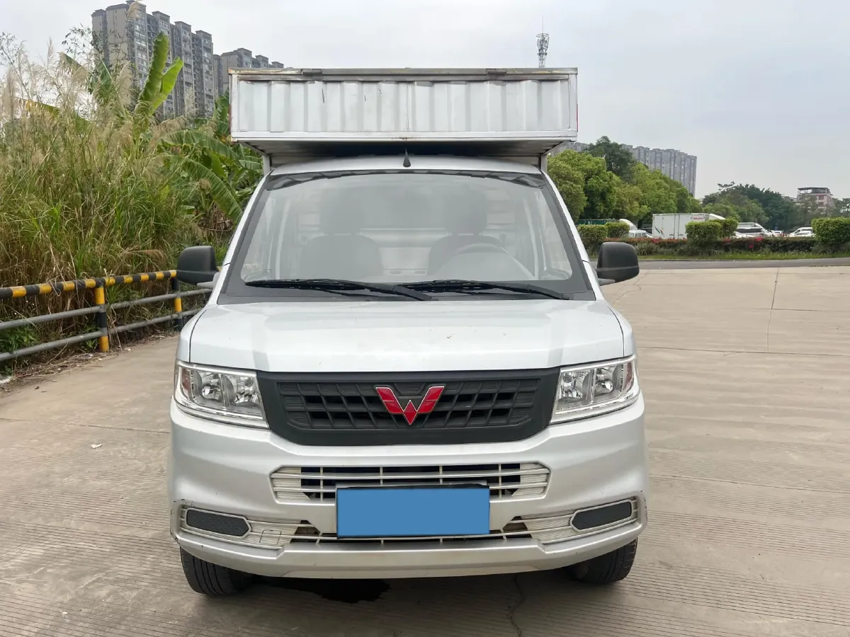 2019 WuLing RongGuang New Truck 1.5L 107HP L4 5MT,autocango,china used car exporter,china ev exporter,chinese used car exporter,chinese used ev exporter