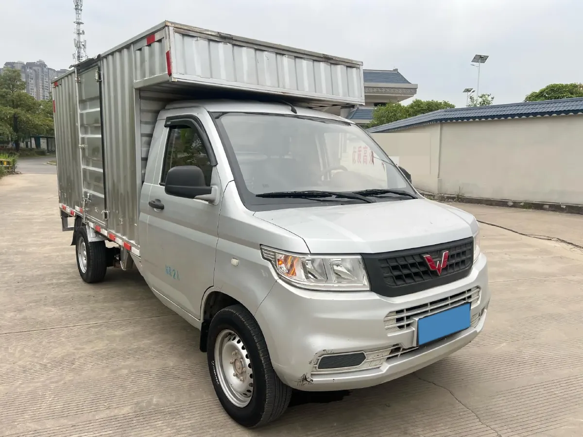 2019 WuLing RongGuang New Truck 1.5L 107HP L4 5MT,autocango,china used car exporter,china ev exporter,chinese used car exporter,chinese used ev exporter