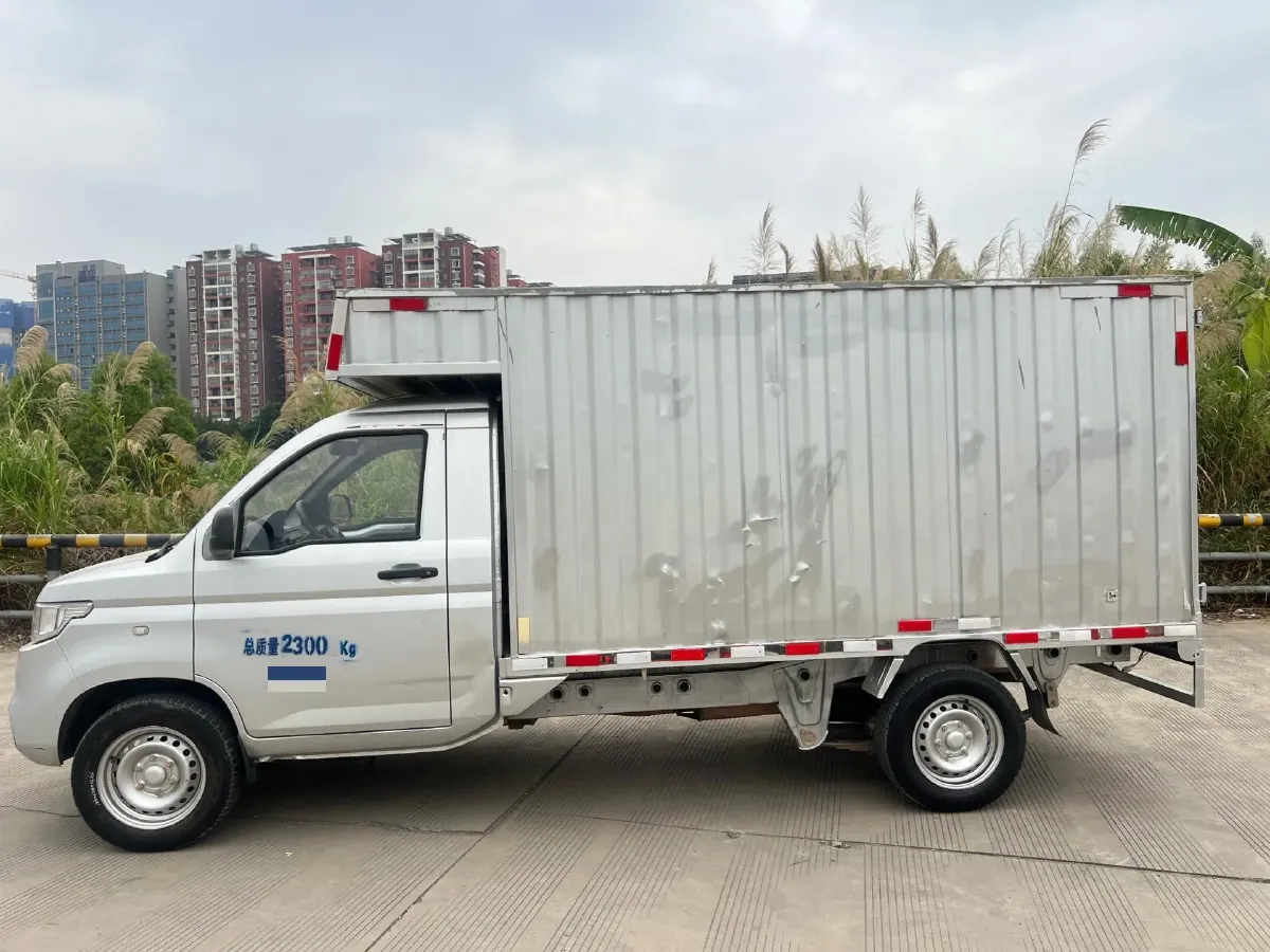 2019 WuLing RongGuang New Truck 1.5L 107HP L4 5MT,autocango,china used car exporter,china ev exporter,chinese used car exporter,chinese used ev exporter