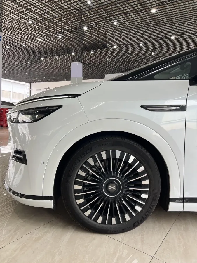 2025 Xpeng X9 BEV,autocango,china used car exporter,china ev exporter,chinese used car exporter,chinese used ev exporter