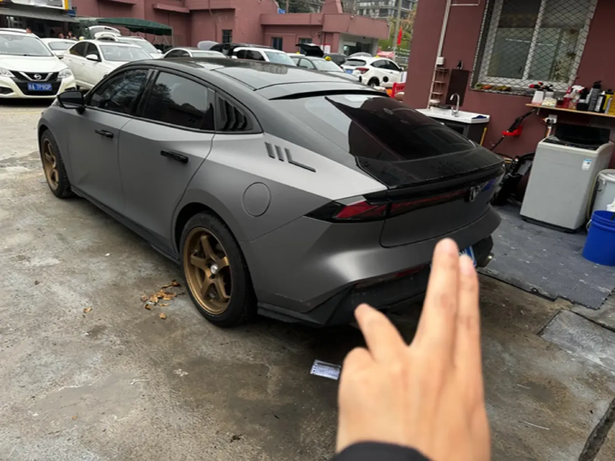 2022 ChangAn UNI-V 1.5T 188HP L4 7DCT,autocango,china used car exporter,china ev exporter,chinese used car exporter,chinese used ev exporter