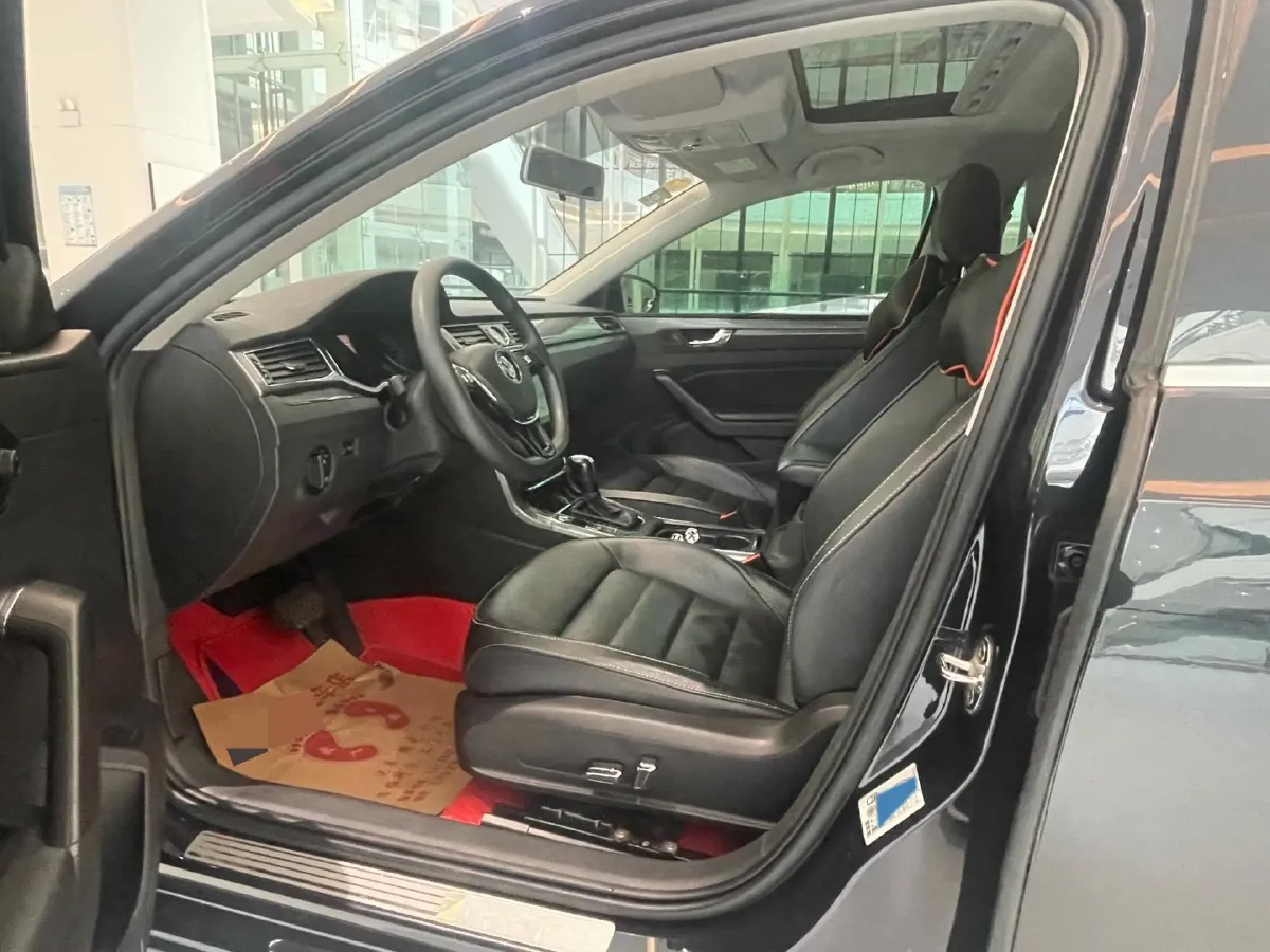 2015 Volkswagen Passat 1.8T 160HP L4 6AT,autocango,china used car exporter,china ev exporter,chinese used car exporter,chinese used ev exporter