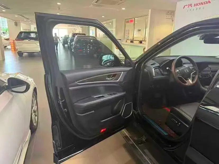 2020 Honda Avancier 2.0T 272HP L4 9AT,autocango,china used car exporter,china ev exporter,chinese used car exporter,chinese used ev exporter