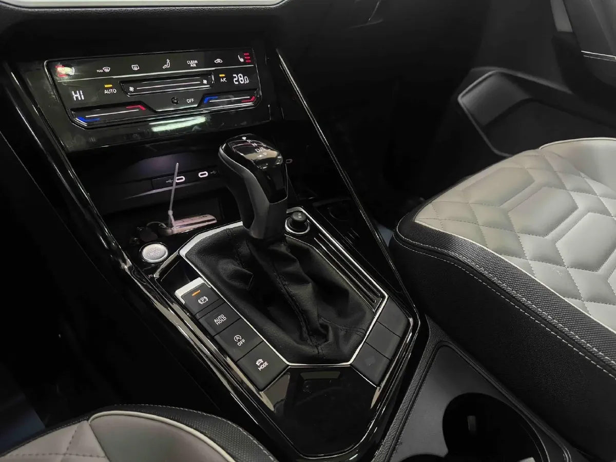 2023 Volkswagen Tayron 1.4T 150HP L4 7DCT,autocango,china used car exporter,china ev exporter,chinese used car exporter,chinese used ev exporter