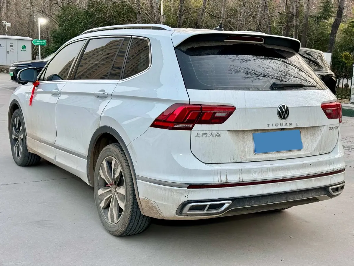 2024 Volkswagen Tiguan L 2.0T 186HP L4 7DCT,autocango,china used car exporter,china ev exporter,chinese used car exporter,chinese used ev exporter