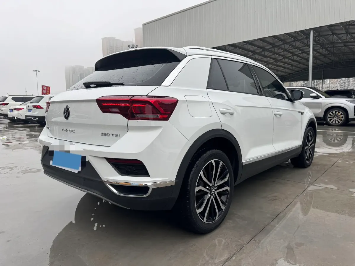 2022 Volkswagen T-Roc 1.4T 150HP L4 7DCT,autocango,china used car exporter,china ev exporter,chinese used car exporter,chinese used ev exporter
