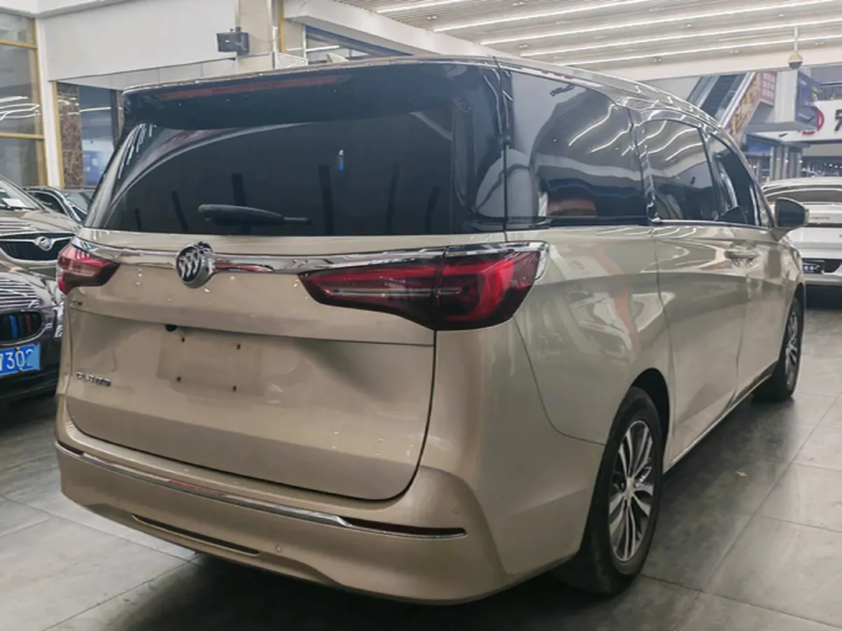 2022 Buick GL8 2.0T 237HP L4 9AT,autocango,china used car exporter,china ev exporter,chinese used car exporter,chinese used ev exporter