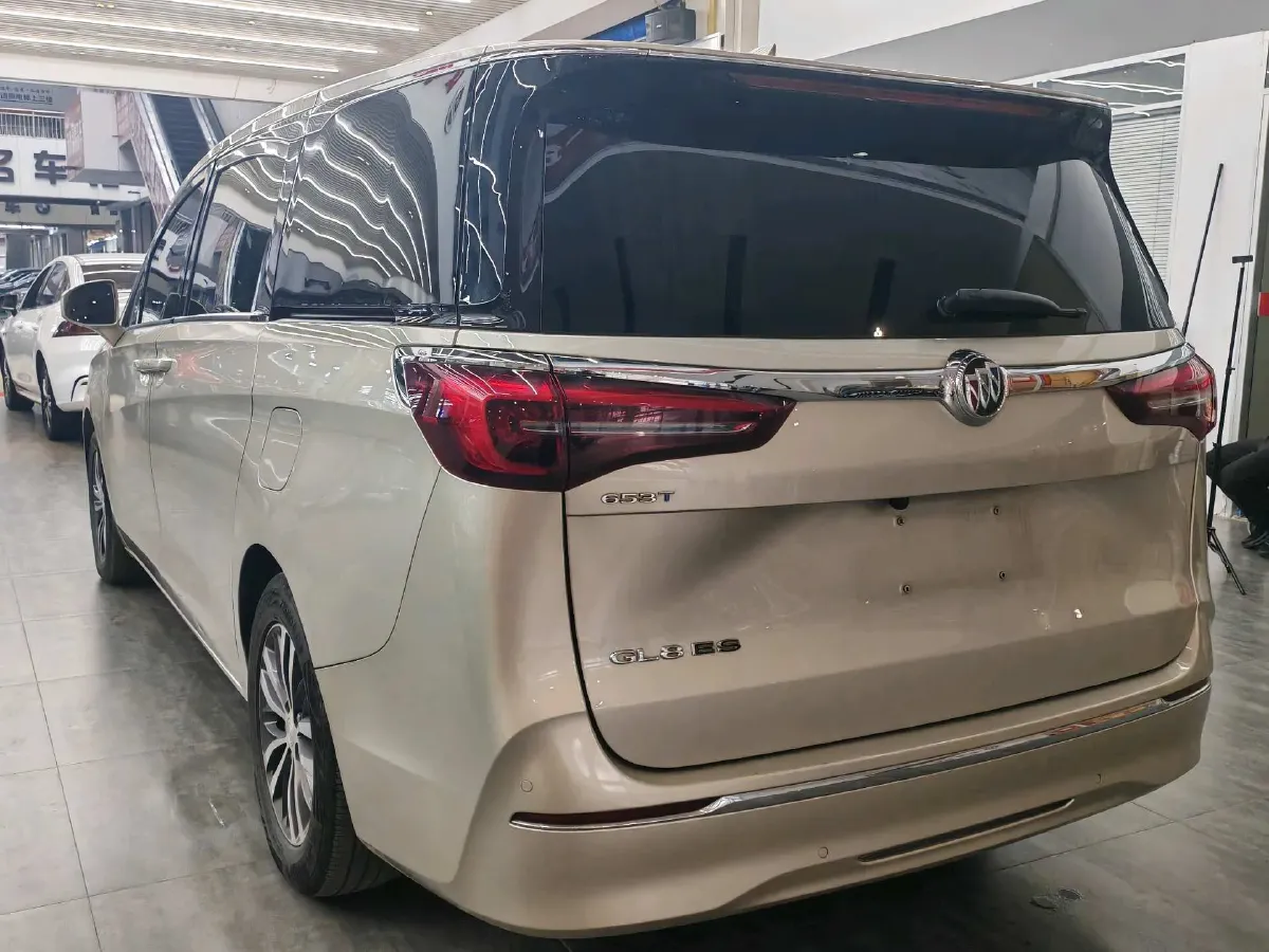 2022 Buick GL8 2.0T 237HP L4 9AT,autocango,china used car exporter,china ev exporter,chinese used car exporter,chinese used ev exporter