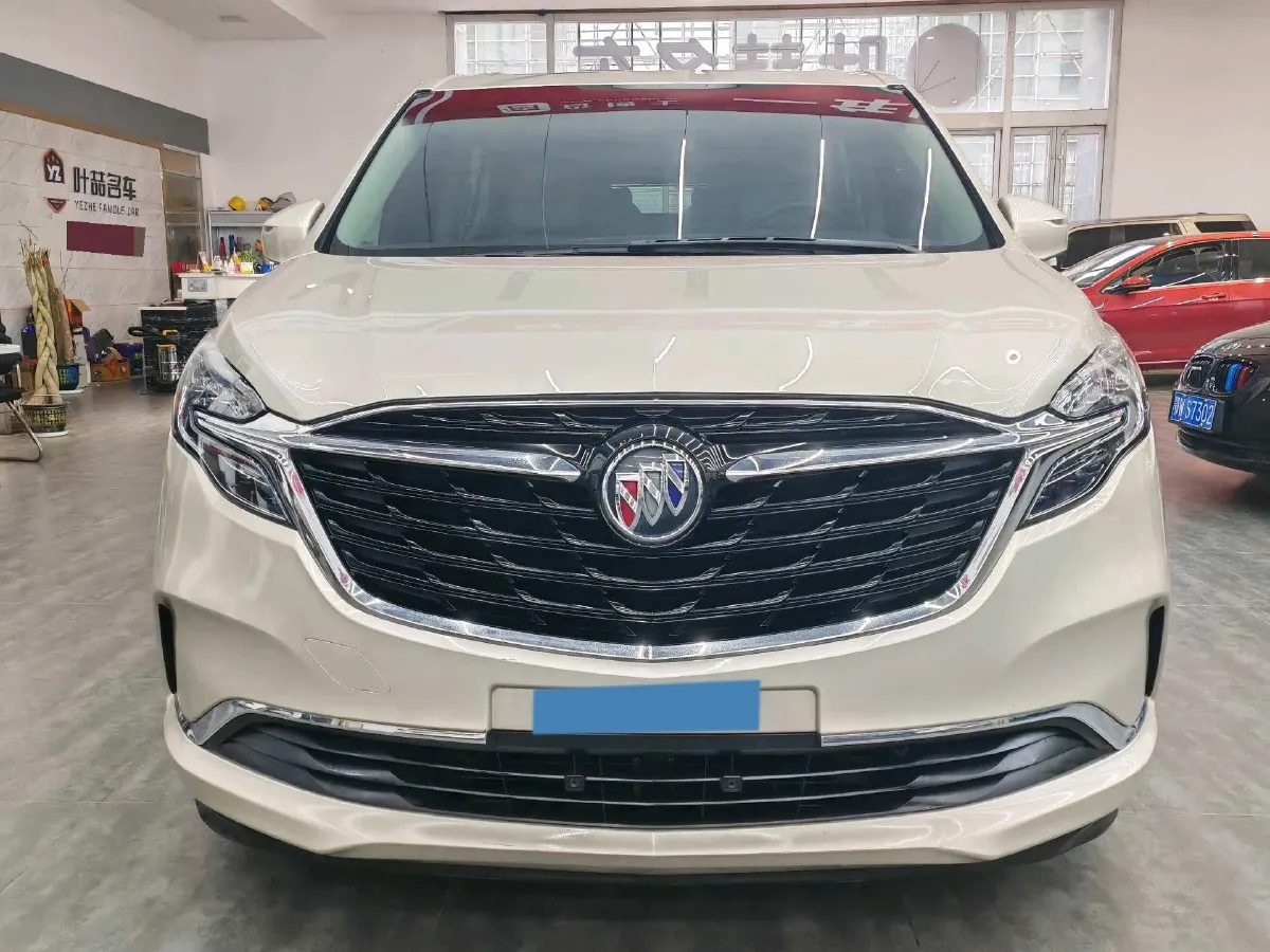 2022 Buick GL8 2.0T 237HP L4 9AT,autocango,china used car exporter,china ev exporter,chinese used car exporter,chinese used ev exporter