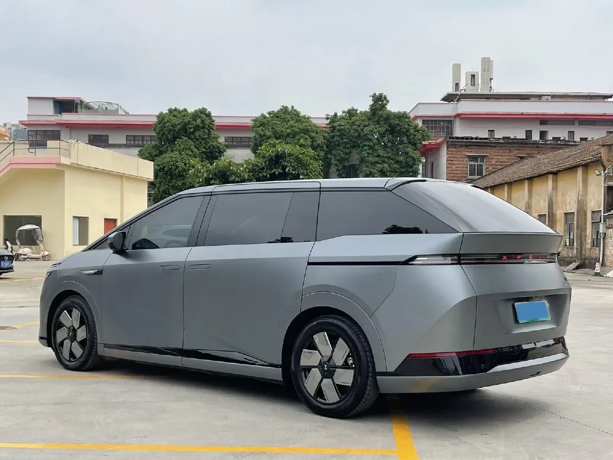 2025 Xpeng X9 BEV,autocango,china used car exporter,china ev exporter,chinese used car exporter,chinese used ev exporter