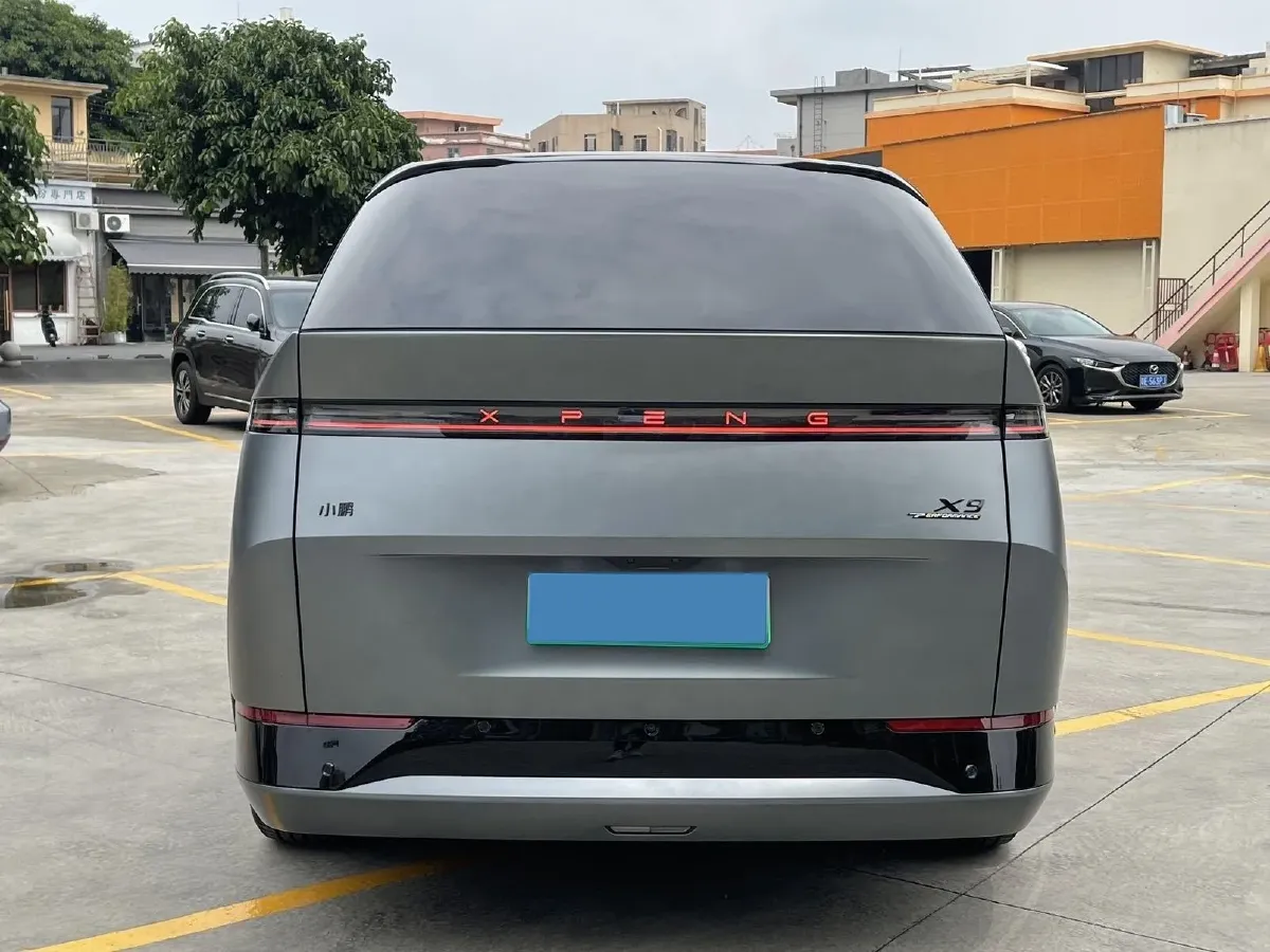 2025 Xpeng X9 BEV,autocango,china used car exporter,china ev exporter,chinese used car exporter,chinese used ev exporter