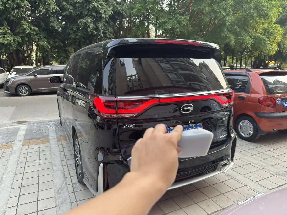 2021 GAC Trumpchi M8 2.0T 252HP L4 8AT,autocango,china used car exporter,china ev exporter,chinese used car exporter,chinese used ev exporter