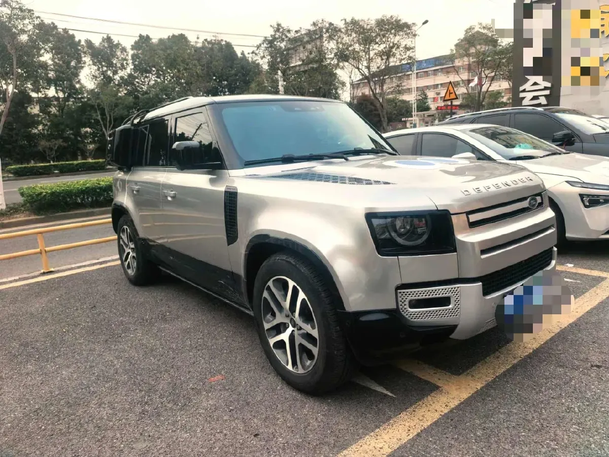 2024 Land Rover Defender 3.0T 400HP L6 8AT,autocango,china used car exporter,china ev exporter,chinese used car exporter,chinese used ev exporter