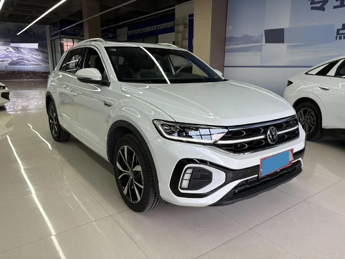 2025 Volkswagen T-Roc 1.5T 160HP L4 7DCT,autocango,china used car exporter,china ev exporter,chinese used car exporter,chinese used ev exporter