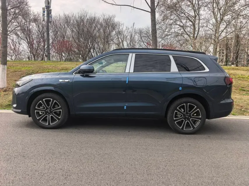 2024 AITO AITO M7 1.5T 152HP L4 REEV 42KWH,autocango,china used car exporter,china ev exporter,chinese used car exporter,chinese used ev exporter