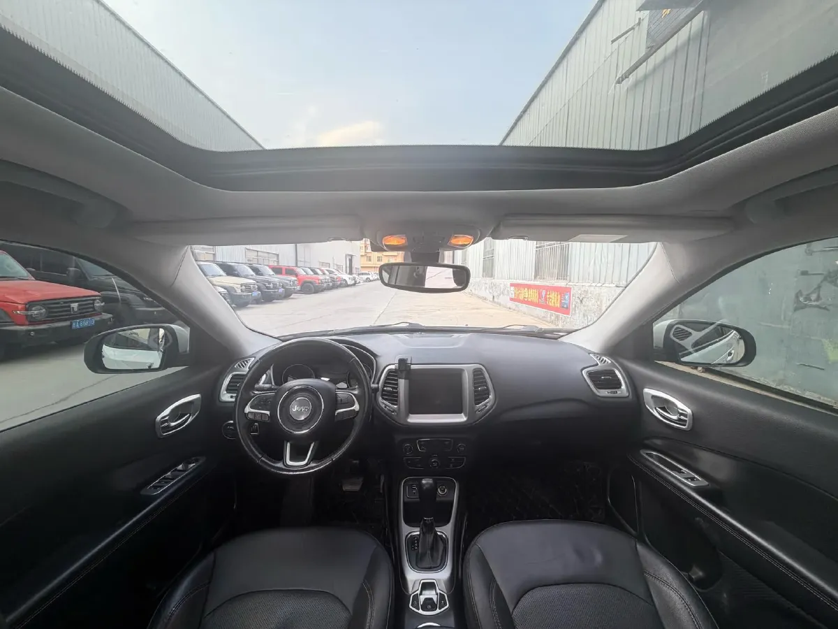 2017 Jeep Compass 1.4T 165HP L4 7DCT,autocango,china used car exporter,china ev exporter,chinese used car exporter,chinese used ev exporter