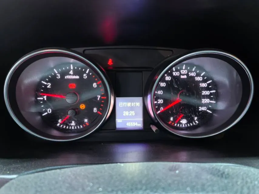 2019 Haval M6 1.5T 150HP L4 7DCT,autocango,china used car exporter,china ev exporter,chinese used car exporter,chinese used ev exporter