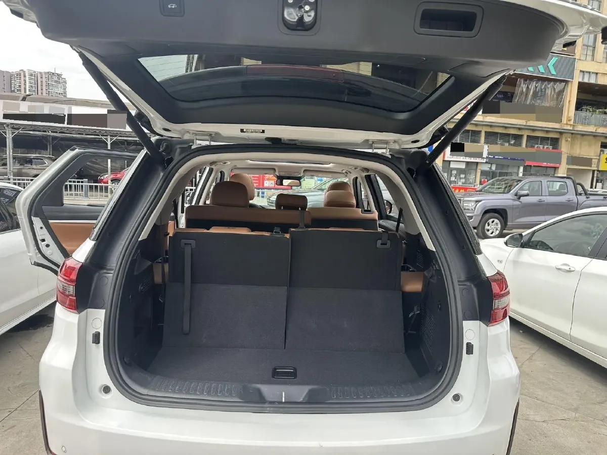 2021 ChangAn CS95 2.0T 233HP L4 6AT,autocango,china used car exporter,china ev exporter,chinese used car exporter,chinese used ev exporter