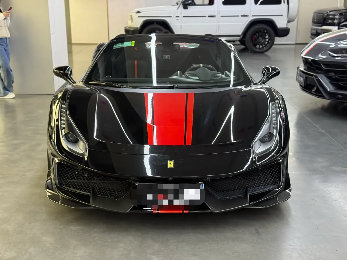 2019 Ferrari 488 3.9T 720HP V8 7DCT,autocango,china used car exporter,china ev exporter,chinese used car exporter,chinese used ev exporter