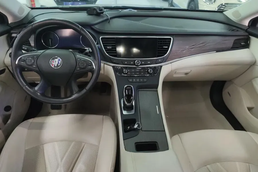 2022 Buick Larcosse 2.0T 237HP L4 9AT,autocango,china used car exporter,china ev exporter,chinese used car exporter,chinese used ev exporter