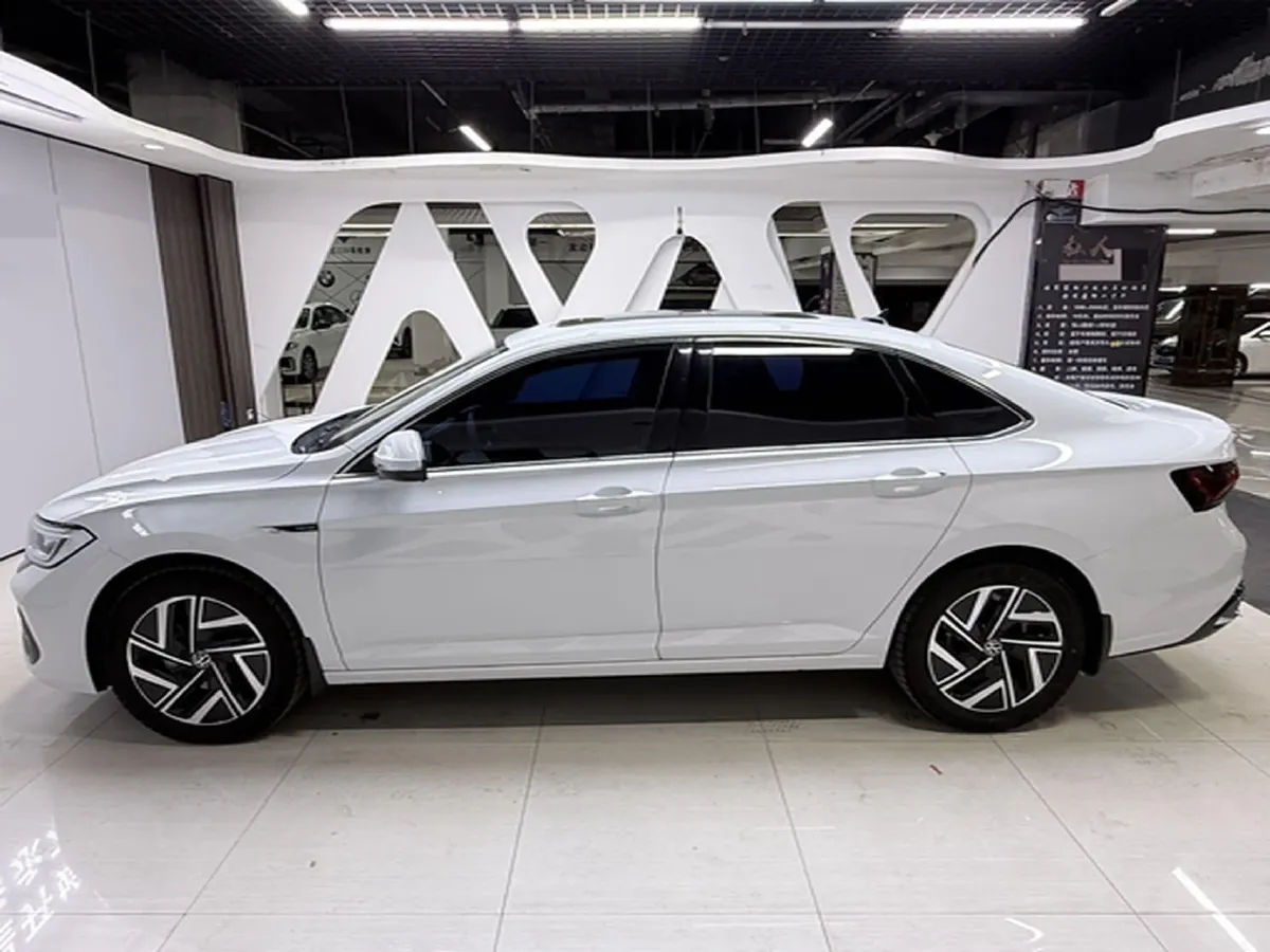 2023 Volkswagen Sagitar 1.4T 150HP L4 7DCT,autocango,china used car exporter,china ev exporter,chinese used car exporter,chinese used ev exporter