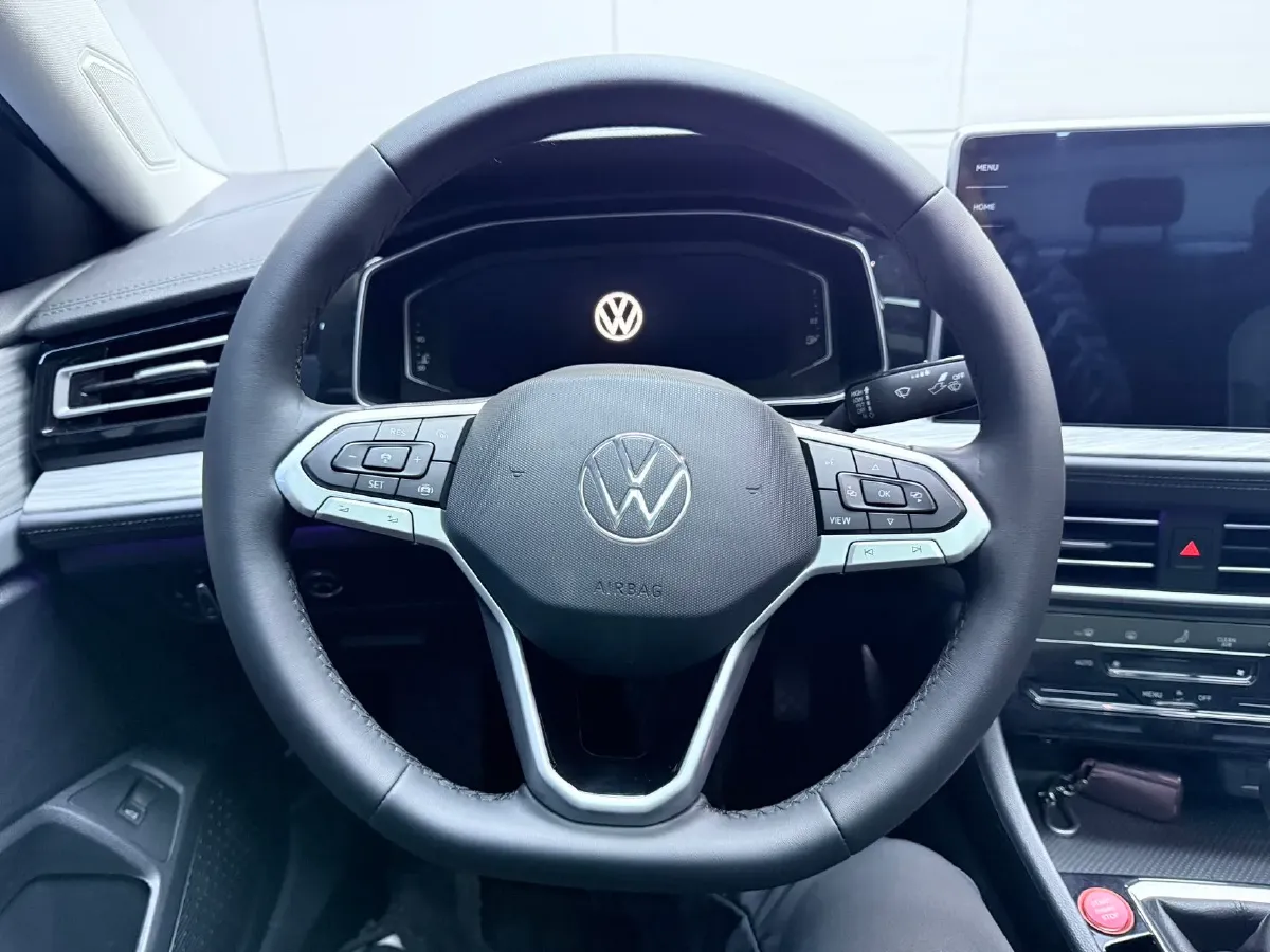 2023 Volkswagen Sagitar 1.4T 150HP L4 7DCT,autocango,china used car exporter,china ev exporter,chinese used car exporter,chinese used ev exporter