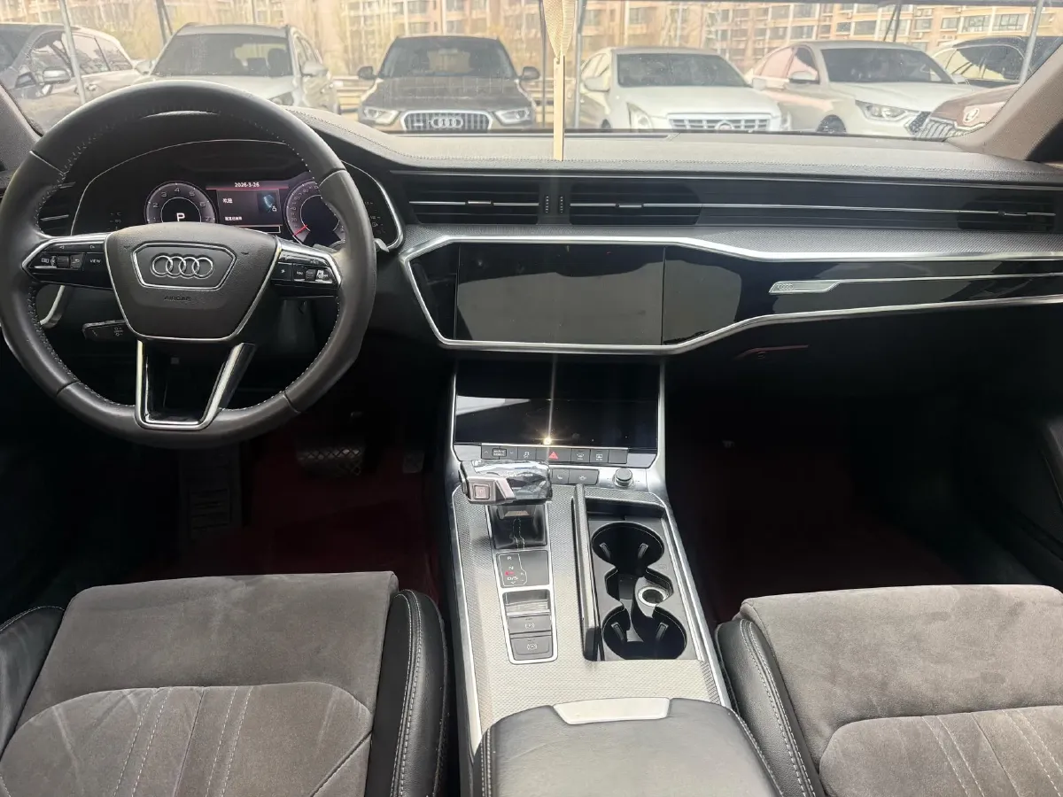 2020 Audi A6L 2.0T 190HP L4 7DCT,autocango,china used car exporter,china ev exporter,chinese used car exporter,chinese used ev exporter