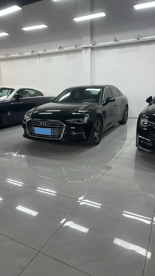 2019 Audi A6L 2.0T 190HP L4 7DCT,autocango,china used car exporter,china ev exporter,chinese used car exporter,chinese used ev exporter