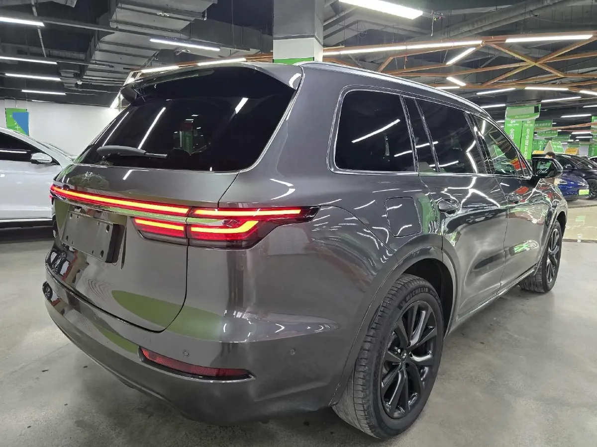 2021 Li ONE Range Extended 131HP REEV 40.5KWH,autocango,china used car exporter,china ev exporter,chinese used car exporter,chinese used ev exporter