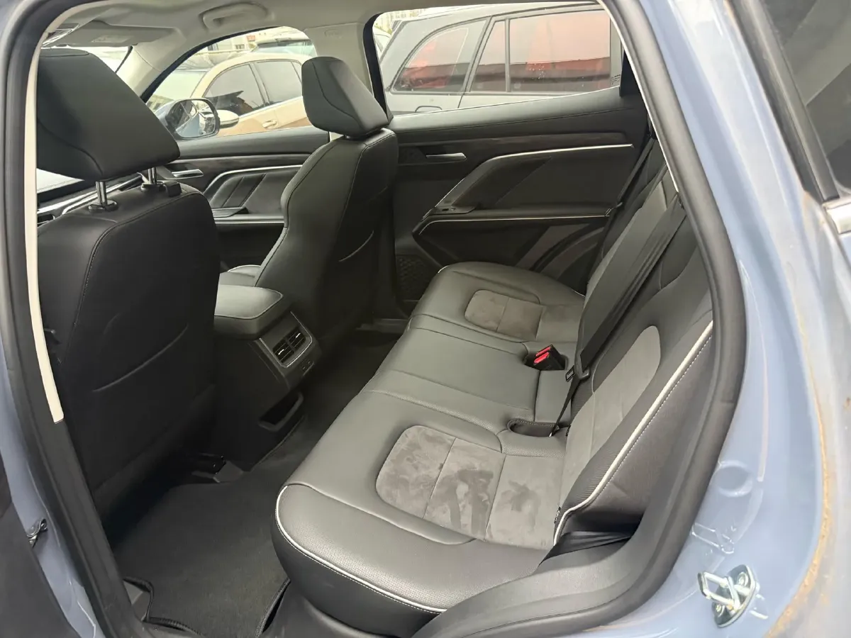 2021 Haval H6 2.0T 224HP L4 7DCT,autocango,china used car exporter,china ev exporter,chinese used car exporter,chinese used ev exporter