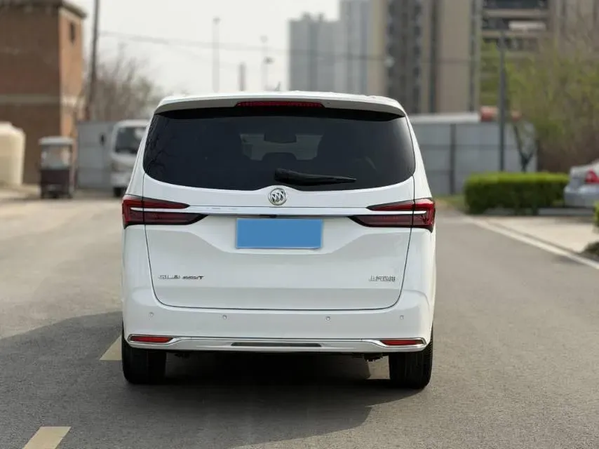 2023 Buick GL8 2.0T 237HP L4 9AT,autocango,china used car exporter,china ev exporter,chinese used car exporter,chinese used ev exporter