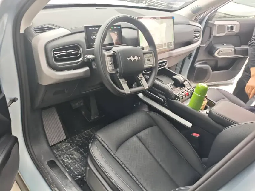 2025 FangChengBao Tai 3 BEV,autocango,china used car exporter,china ev exporter,chinese used car exporter,chinese used ev exporter