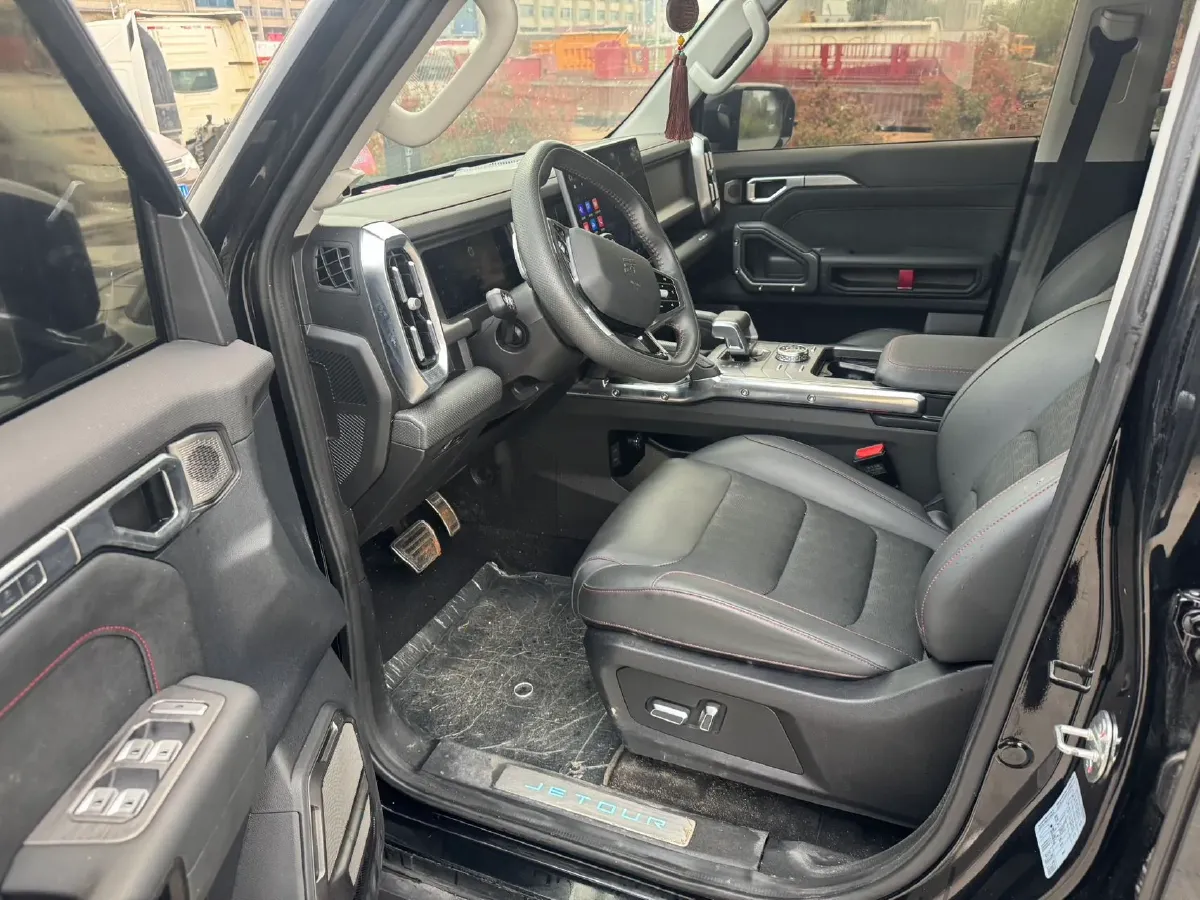 2023 Jetour Traveller 2.0T 254HP L4 7DCT,autocango,china used car exporter,china ev exporter,chinese used car exporter,chinese used ev exporter