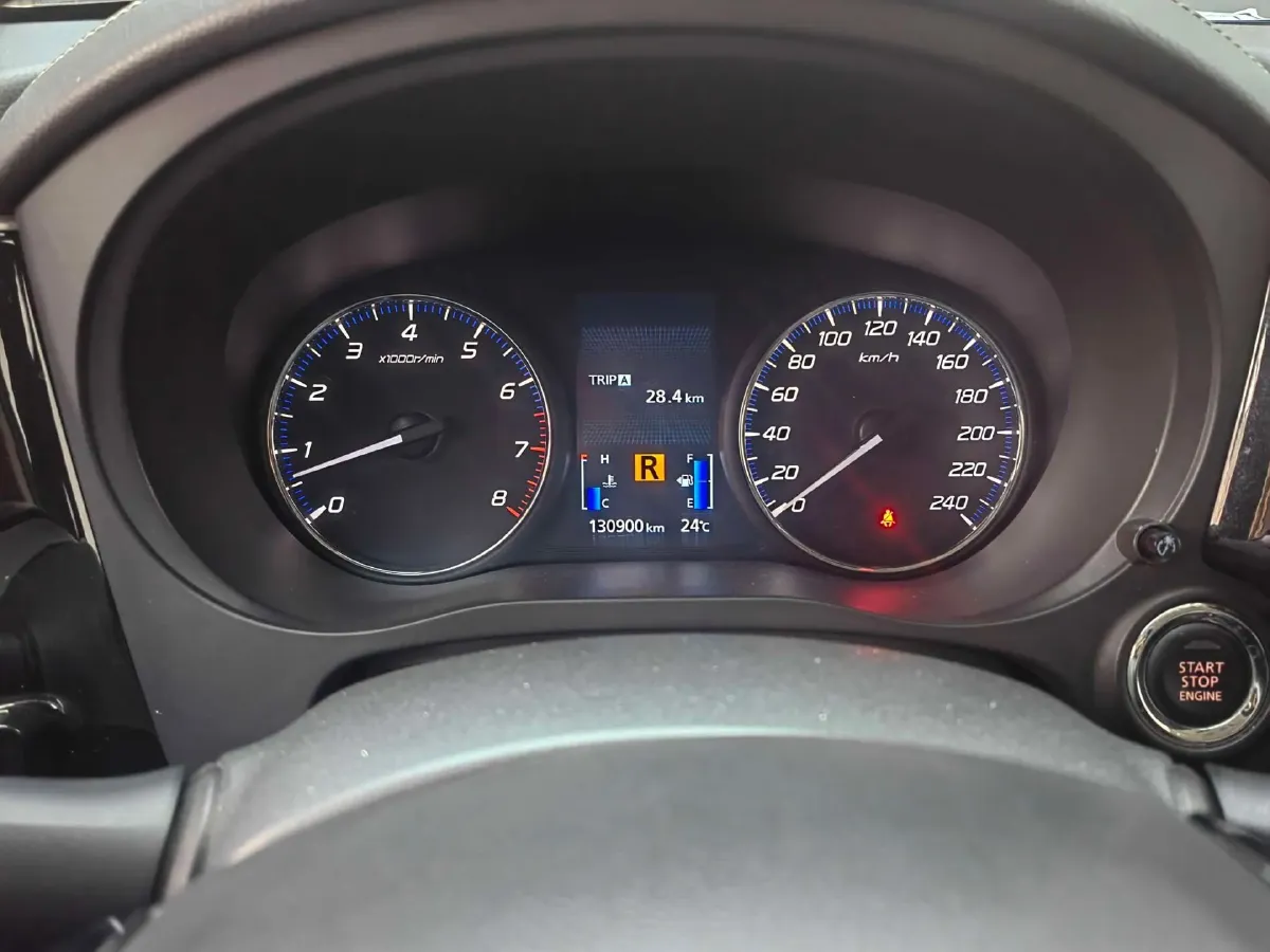 2019 Mitsubishi Outlander 2.0L 166HP L4 CVT,autocango,china used car exporter,china ev exporter,chinese used car exporter,chinese used ev exporter