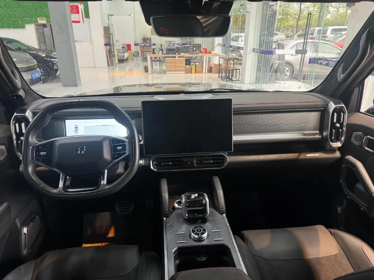 2023 Jetour Traveller 2.0T 254HP L4 7DCT,autocango,china used car exporter,china ev exporter,chinese used car exporter,chinese used ev exporter