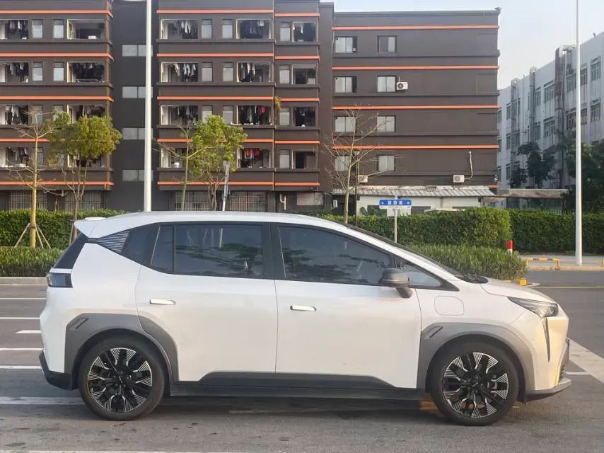 2022 Geely Okavango 1.8T 184HP L4 7DCT,autocango,china used car exporter,china ev exporter,chinese used car exporter,chinese used ev exporter