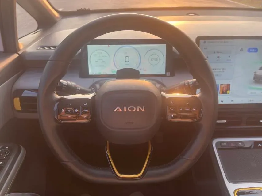 2022 Geely Okavango 1.8T 184HP L4 7DCT,autocango,china used car exporter,china ev exporter,chinese used car exporter,chinese used ev exporter