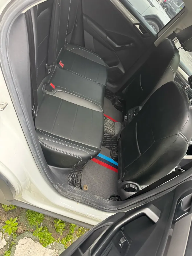 2022 Volkswagen T-Roc 1.4T 150HP L4 7DCT,autocango,china used car exporter,china ev exporter,chinese used car exporter,chinese used ev exporter